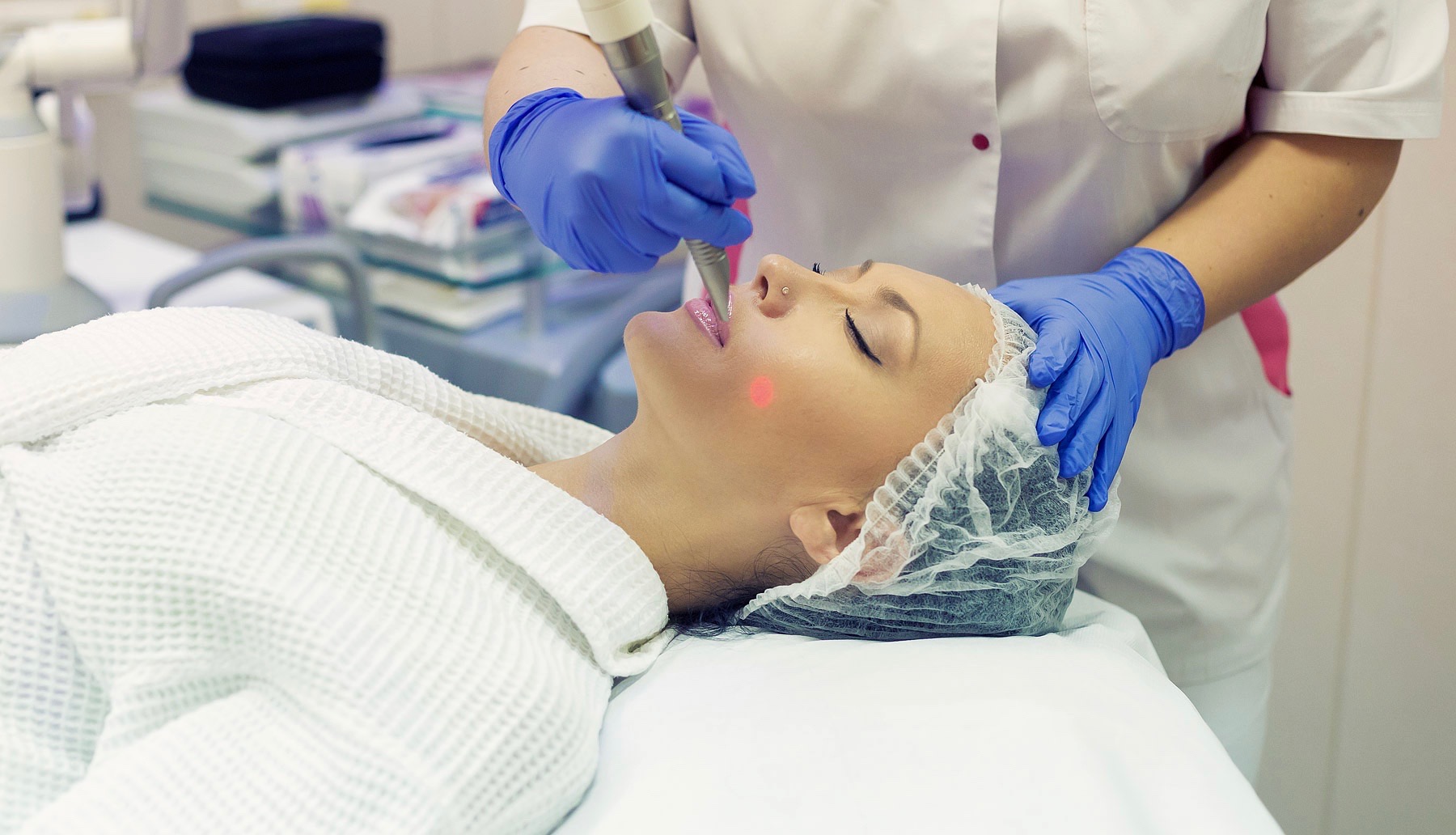 ELI_2927.jpg ELI_2927.jpg